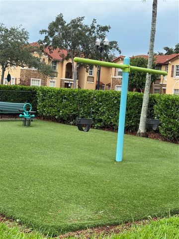 3390 NE 13th Cir Dr 112-19, Homestead, FL 33033