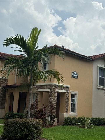 3390 NE 13th Cir Dr 112-19, Homestead, FL 33033