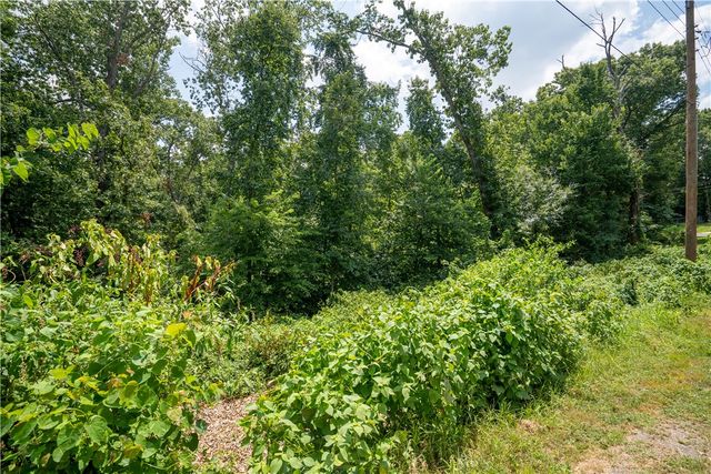 Hinckley Circle, Bella Vista, AR 72714