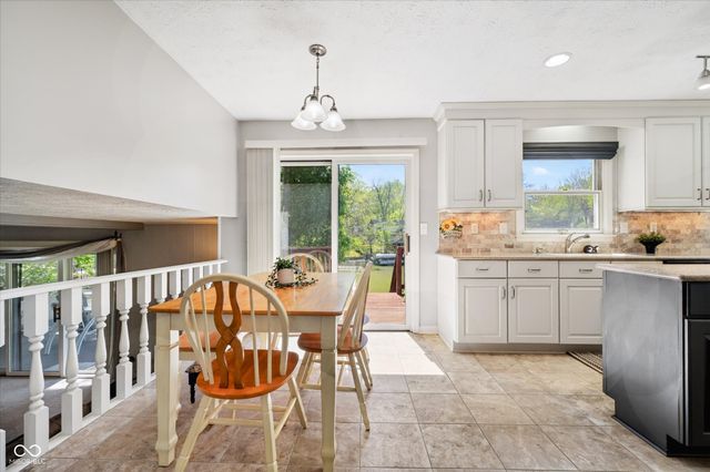 2427 Hawthorn Place, Noblesville, IN 46062