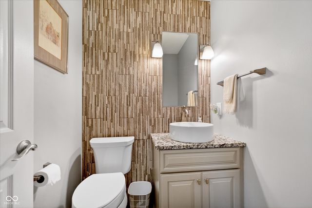 2427 Hawthorn Place, Noblesville, IN 46062