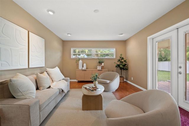 607 N LINCOLN AVENUE, Tampa, FL 33609