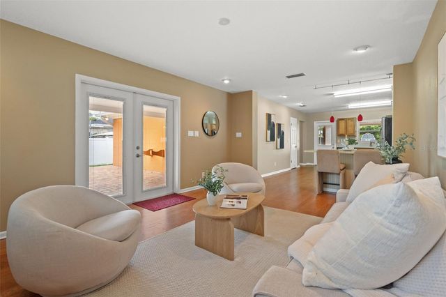 607 N LINCOLN AVENUE, Tampa, FL 33609