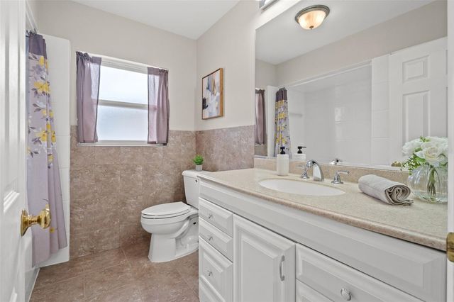 607 N LINCOLN AVENUE, Tampa, FL 33609