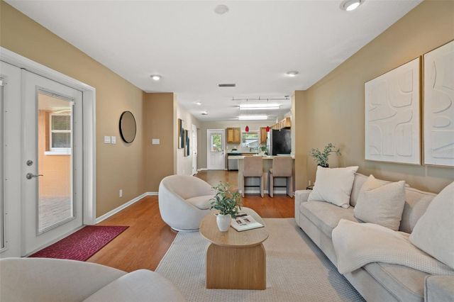 607 N LINCOLN AVENUE, Tampa, FL 33609
