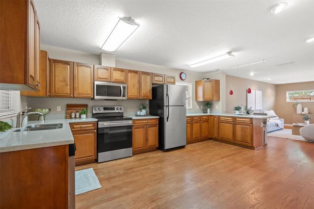 607 N LINCOLN AVENUE, Tampa, FL 33609
