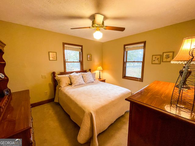 2117 W Grantville Road, Grantville, GA 30220