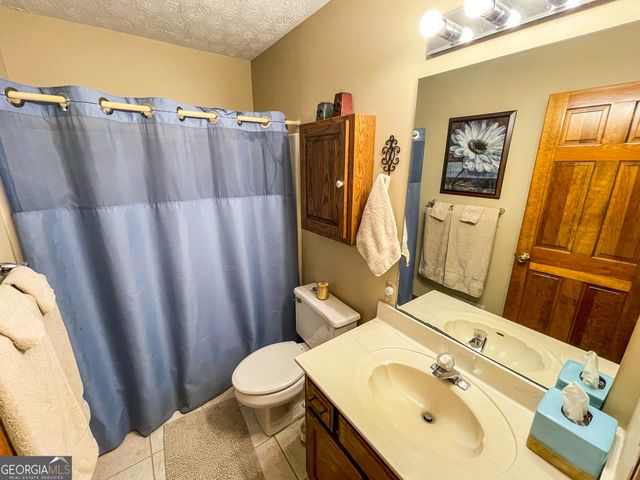 2117 W Grantville Road, Grantville, GA 30220