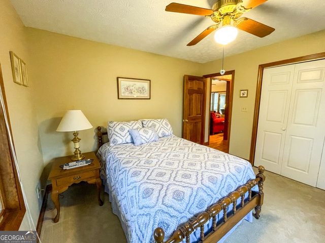 2117 W Grantville Road, Grantville, GA 30220