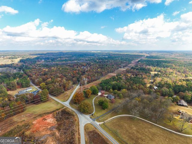 2117 W Grantville Road, Grantville, GA 30220