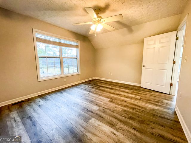 2117 W Grantville Road, Grantville, GA 30220