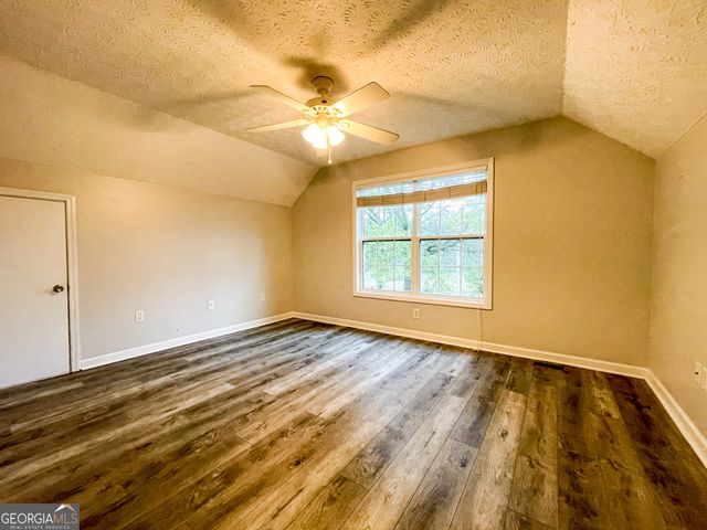 2117 W Grantville Road, Grantville, GA 30220