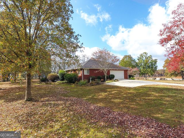 2117 W Grantville Road, Grantville, GA 30220