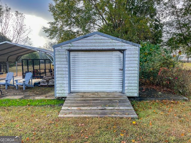 2117 W Grantville Road, Grantville, GA 30220