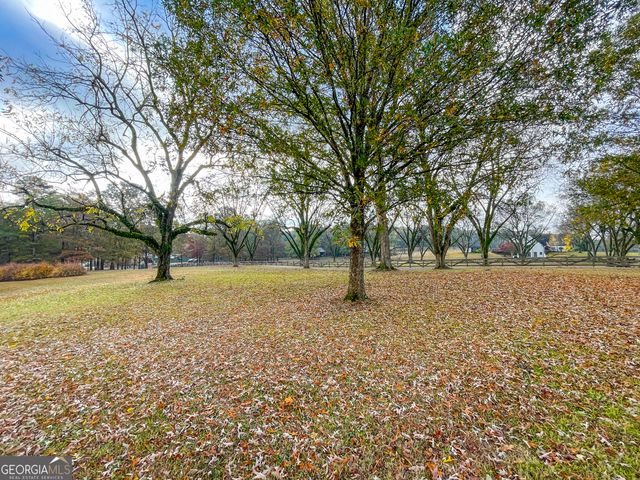 2117 W Grantville Road, Grantville, GA 30220