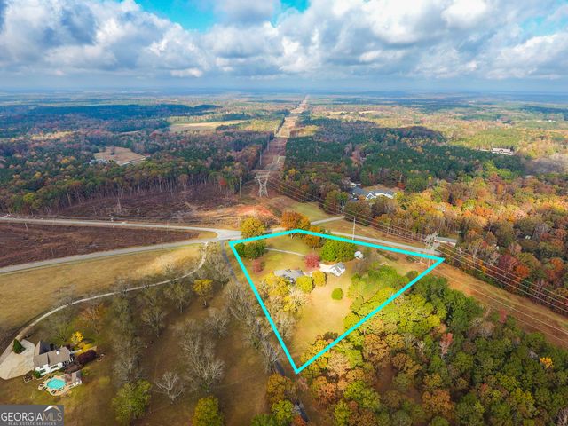 2117 W Grantville Road, Grantville, GA 30220