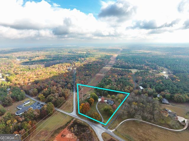 2117 W Grantville Road, Grantville, GA 30220