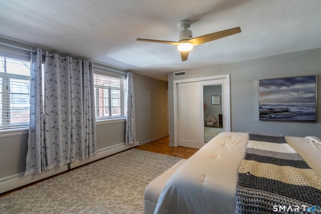 30 Outlook Avenue APT 104, West Hartford, CT 06119