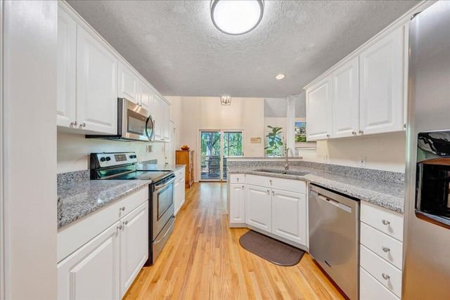 55 Walnut Trace DR, Hardy, VA 24101