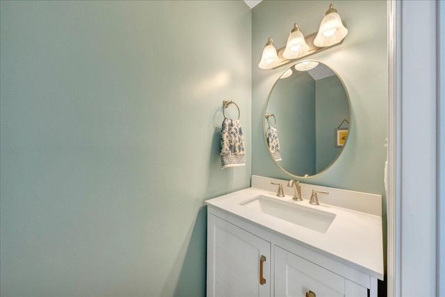 55 Walnut Trace DR, Hardy, VA 24101