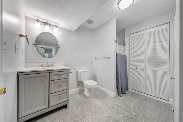 55 Walnut Trace DR, Hardy, VA 24101