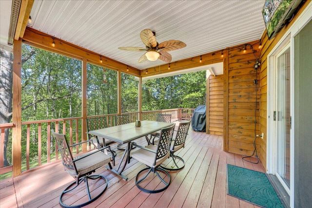 55 Walnut Trace DR, Hardy, VA 24101