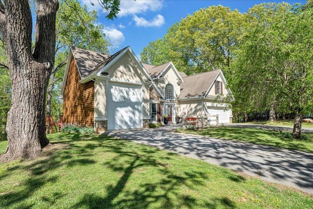 55 Walnut Trace DR, Hardy, VA 24101