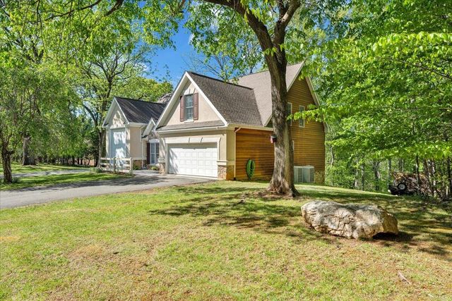 55 Walnut Trace DR, Hardy, VA 24101