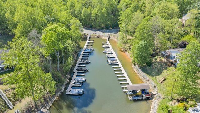 55 Walnut Trace DR, Hardy, VA 24101