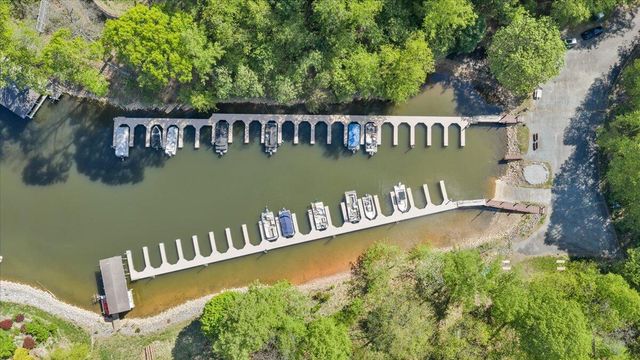 55 Walnut Trace DR, Hardy, VA 24101