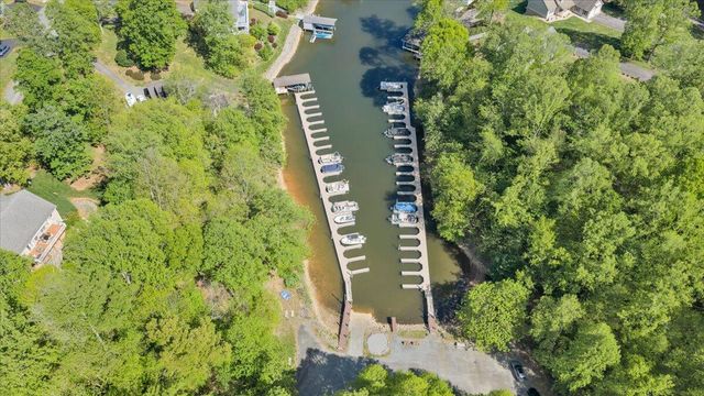 55 Walnut Trace DR, Hardy, VA 24101