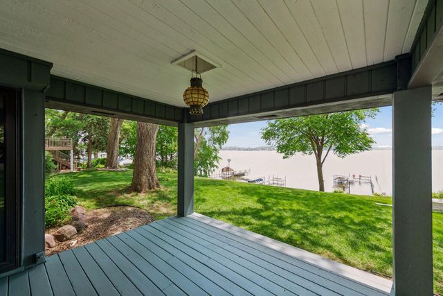 5573 Bartlett Boulevard, Mound, MN 55364