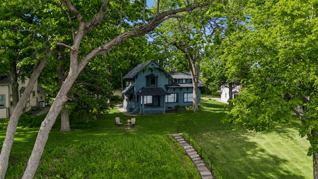 5573 Bartlett Boulevard, Mound, MN 55364