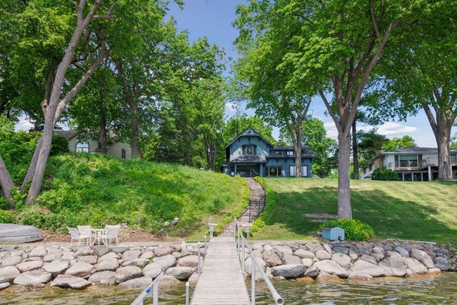 5573 Bartlett Boulevard, Mound, MN 55364