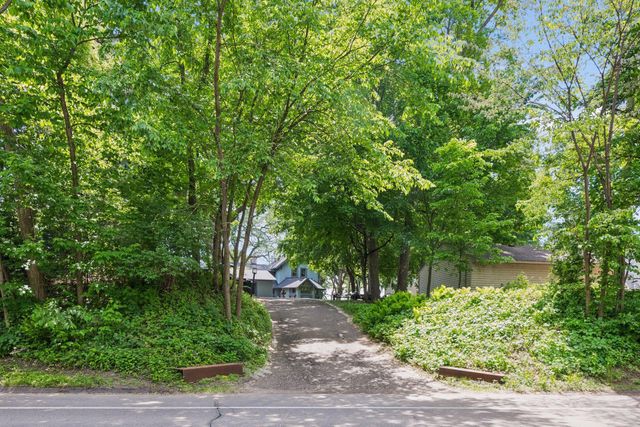 5573 Bartlett Boulevard, Mound, MN 55364