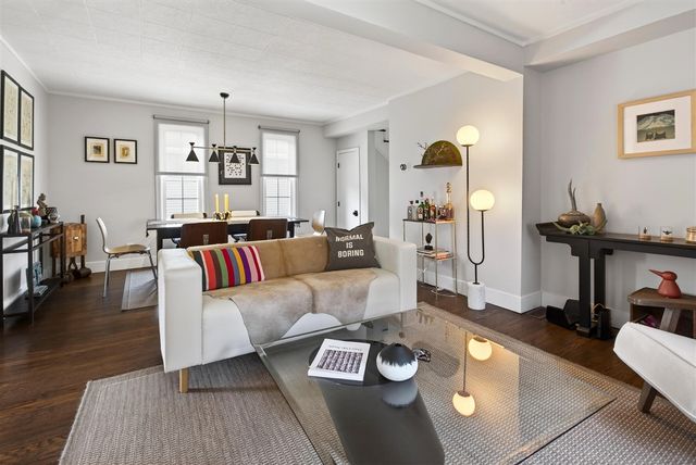 104 E Locust Street, Three Oaks, MI 49128