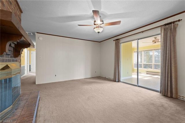 304 Irving Park Drive, Kernersville, NC 27284