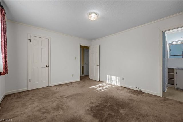 304 Irving Park Drive, Kernersville, NC 27284