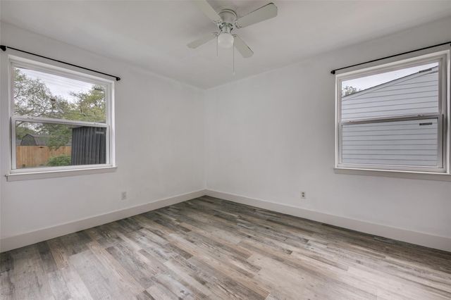 4524 Harvey, Mesquite, TX 75150