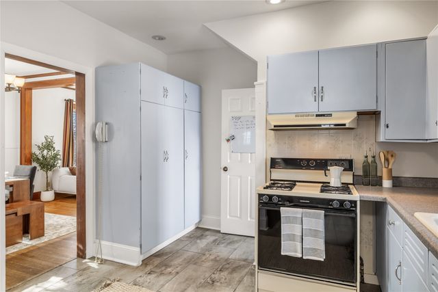 4685 E 46th Street, Des Moines, IA 50317