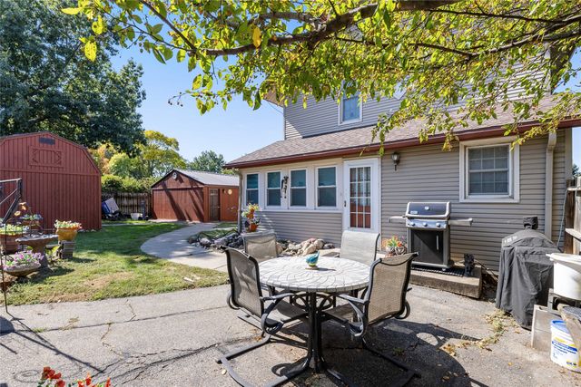 4685 E 46th Street, Des Moines, IA 50317