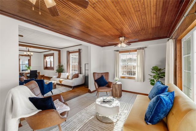 4685 E 46th Street, Des Moines, IA 50317