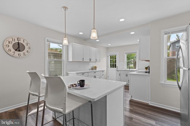 20 MELROSE AVE, Lansdowne, PA 19050