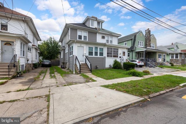 20 MELROSE AVE, Lansdowne, PA 19050
