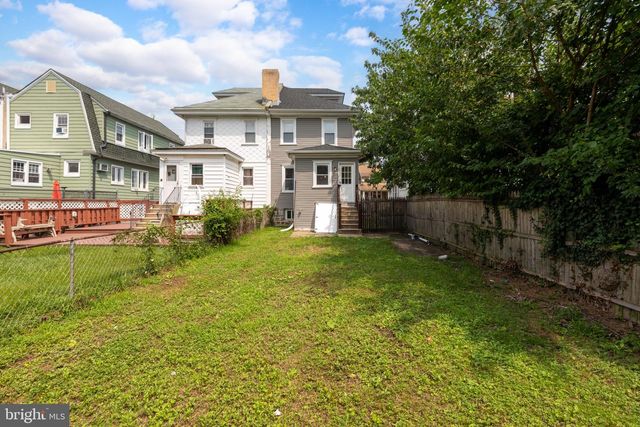 20 MELROSE AVE, Lansdowne, PA 19050