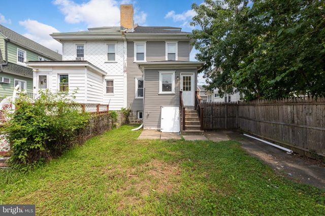 20 MELROSE AVE, Lansdowne, PA 19050
