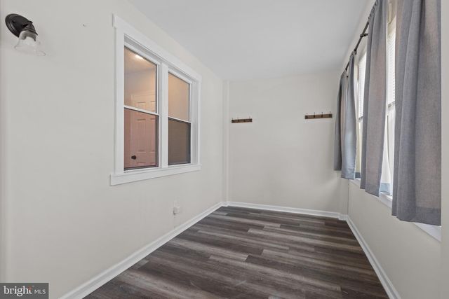 20 MELROSE AVE, Lansdowne, PA 19050