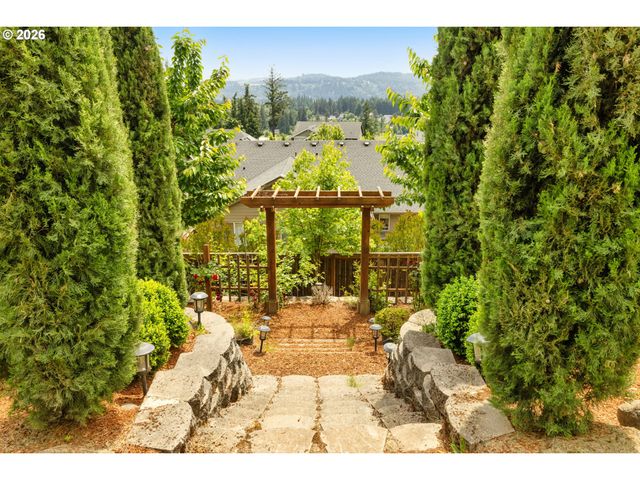 12567 Se VERLIE St, Happy Valley, OR 97086