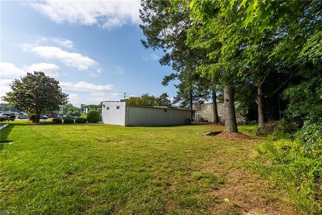 7002 George Washington Memorial HWY, Gloucester, VA 23061