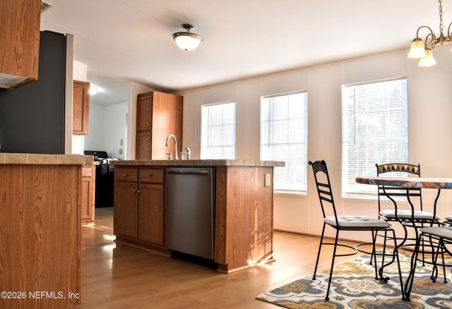 117 LAKE VIEW Avenue, Georgetown, FL 32139